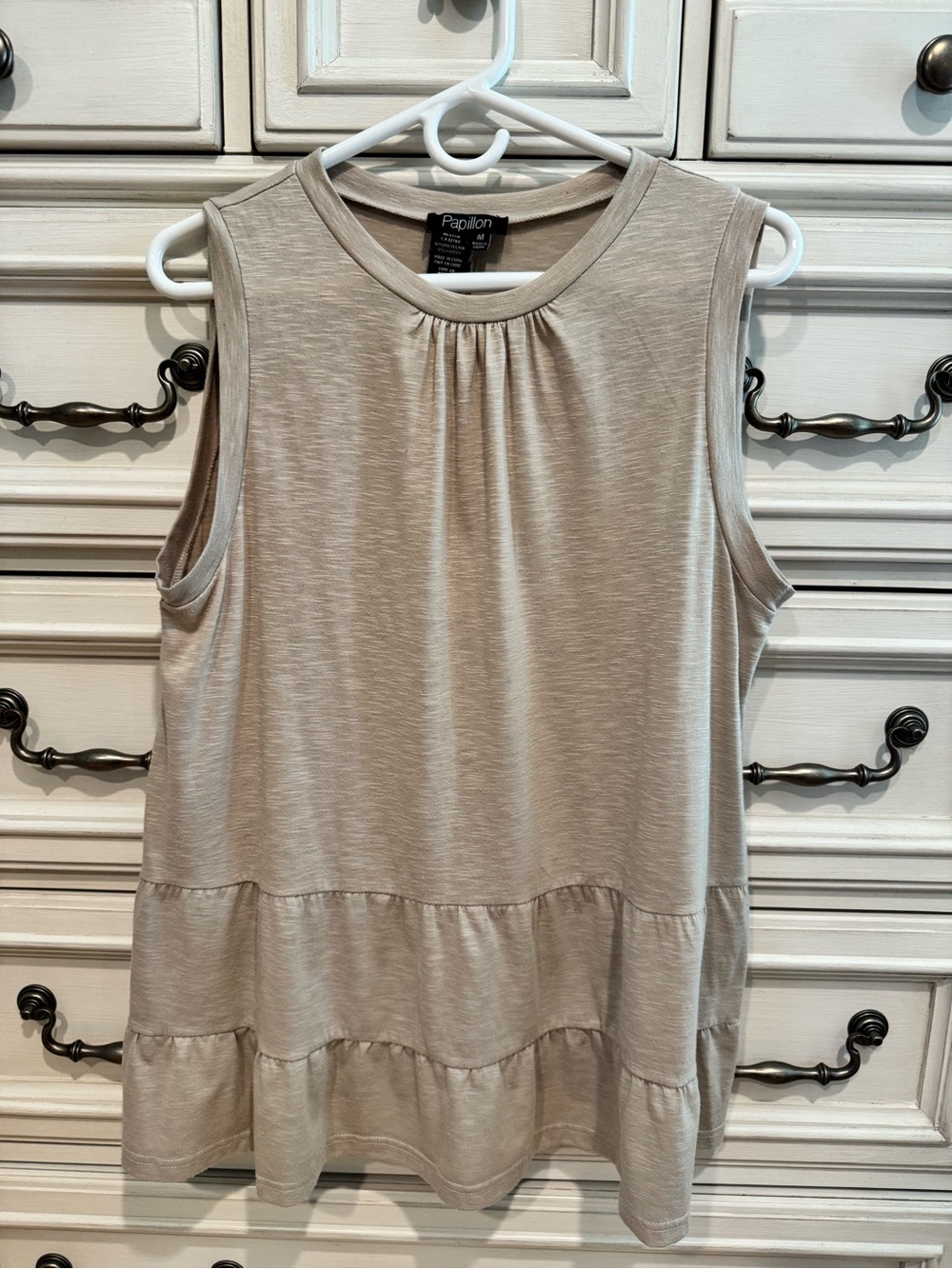 Papillon Blanc Sleeveless Tiered Tank Top - Taupe